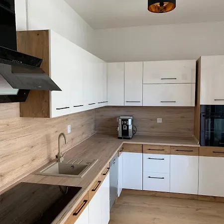 דירה Two-room